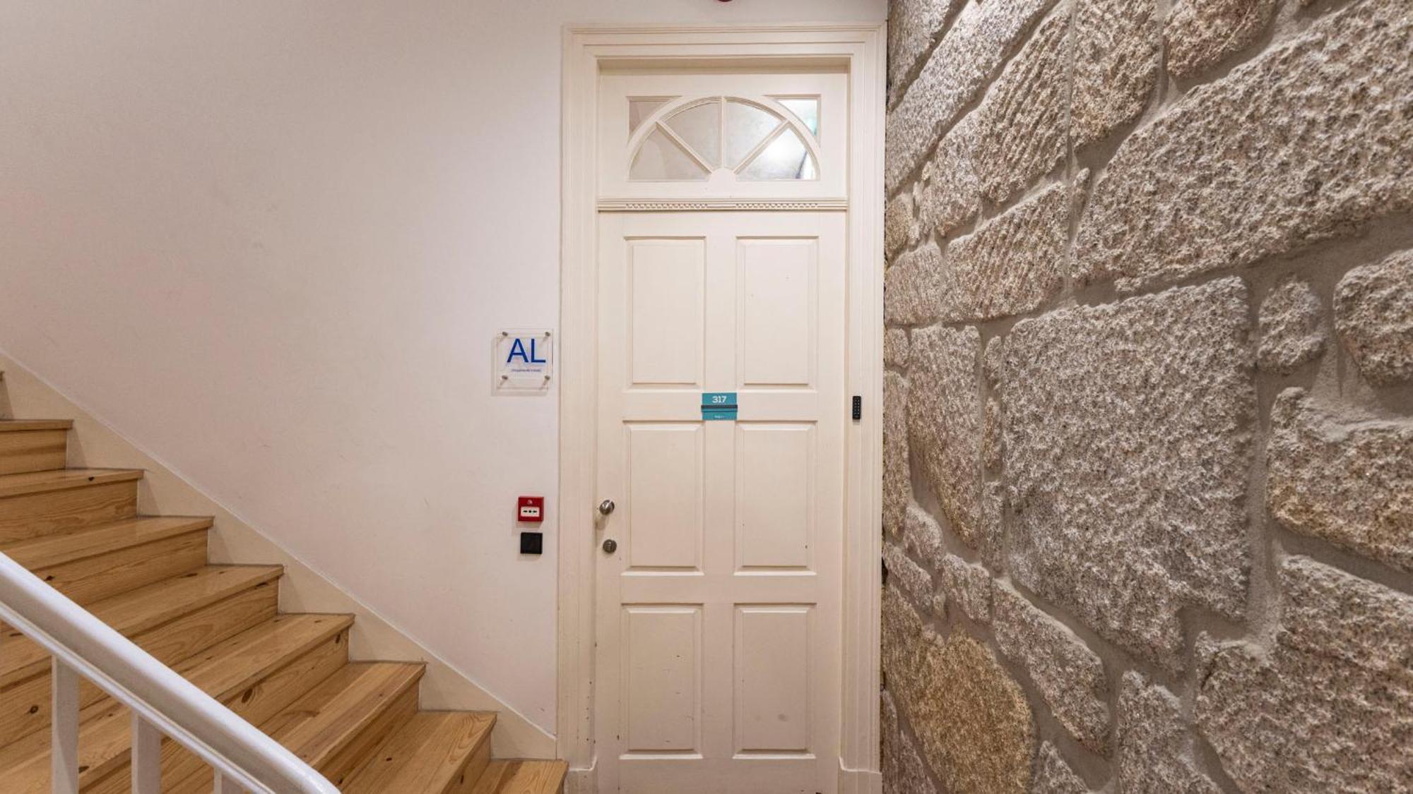 Lovelystay - Allderman Apartment - Almada 1º T Πόρτο Εξωτερικό φωτογραφία