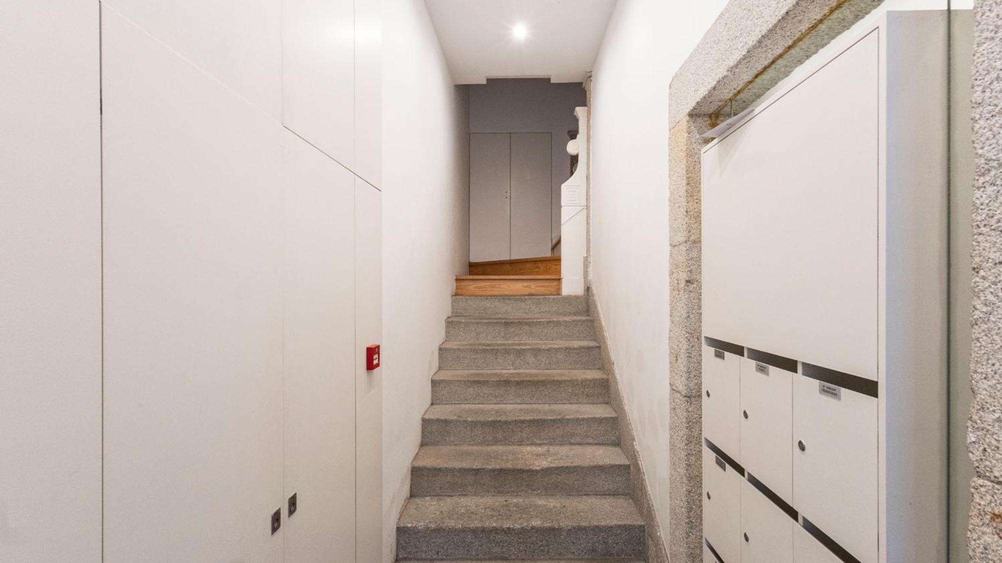 Lovelystay - Allderman Apartment - Almada 1º T Πόρτο Εξωτερικό φωτογραφία
